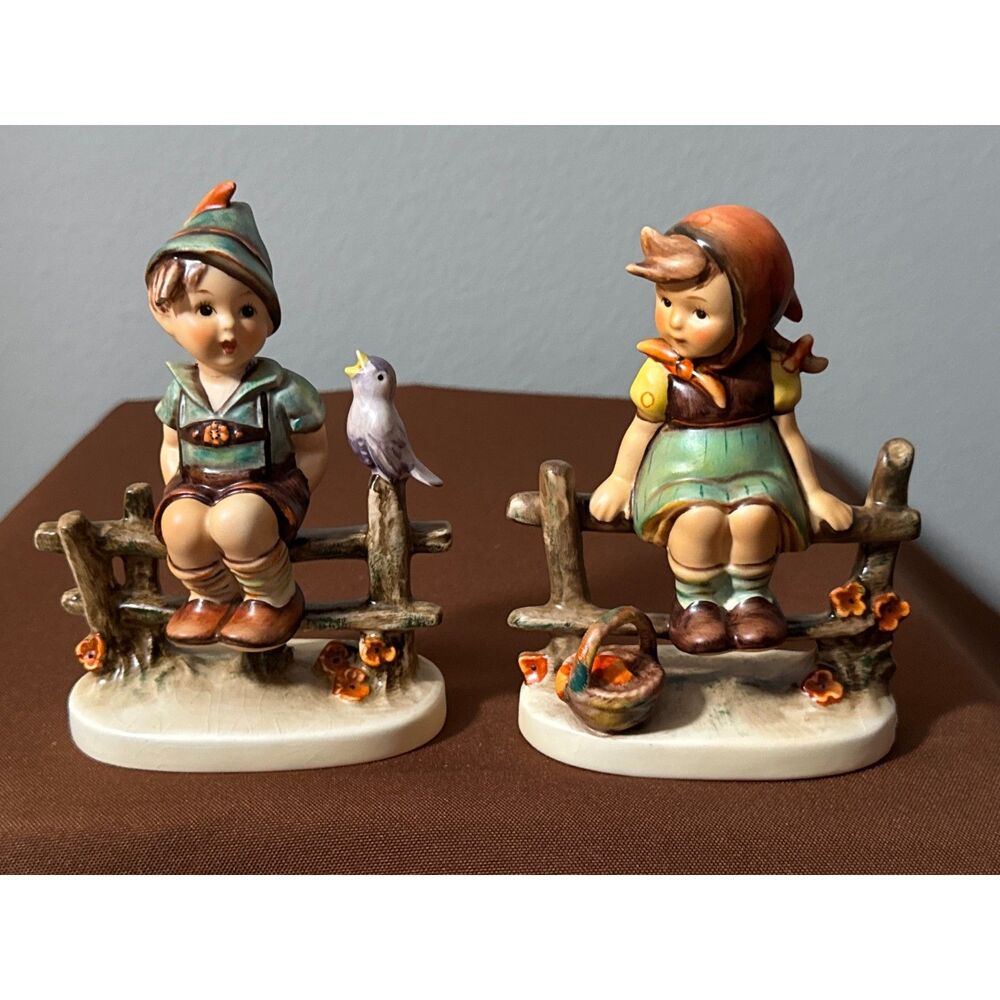 Goebel Hummel Wayside Harmony 111/I "Just Resting" Figurines Set of 2